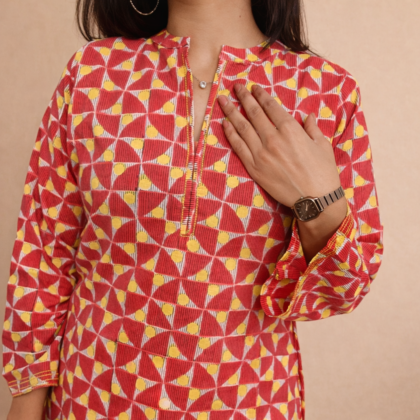 Crimson Muse red geometric print cotton kurta for women