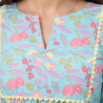Firoza Garden cotton kurti with floral print and lace detailing